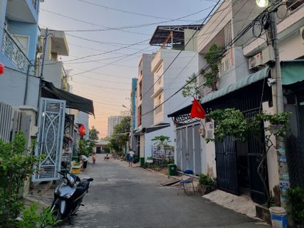 Bán đất HXH Nguyễn Duy Trinh, Phú Hữu, đường 7m, DT 60m2 , sổ chính chủ